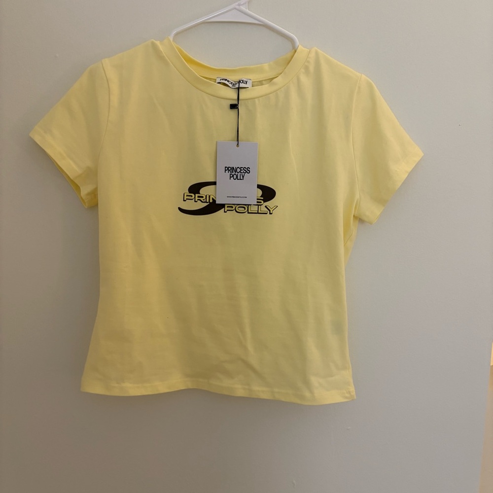 Princess Polly Light Yellow Baby Tee size L/XL NWT